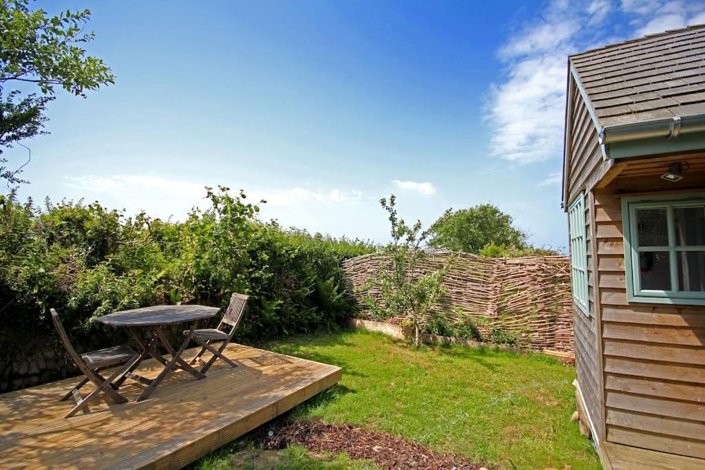 뷰드 Tiny House On Isolated Farm By The Cornish Coast 빌라 외부 사진